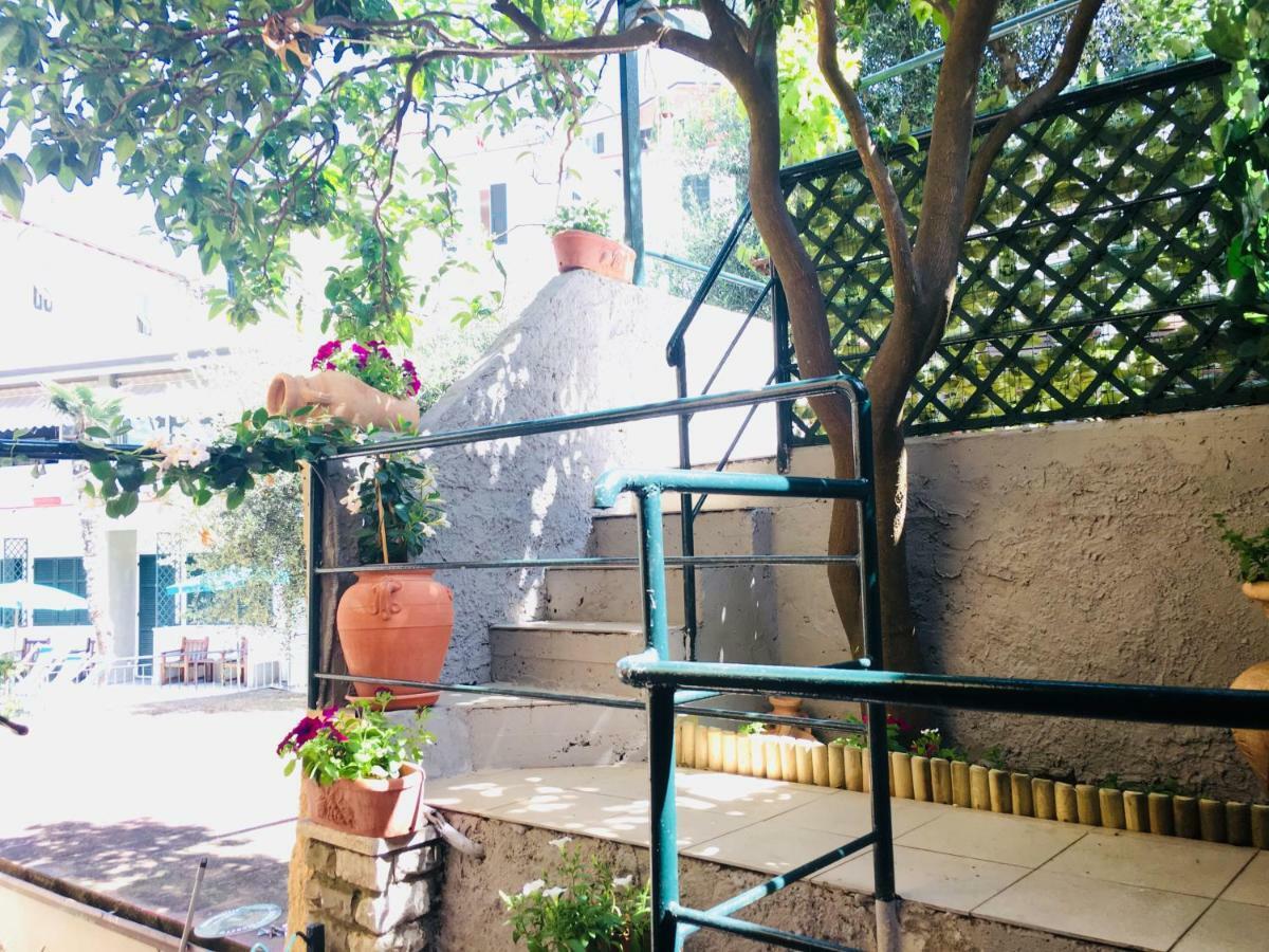 Hotel Il Giardino Segreto à Tellaro Extérieur photo