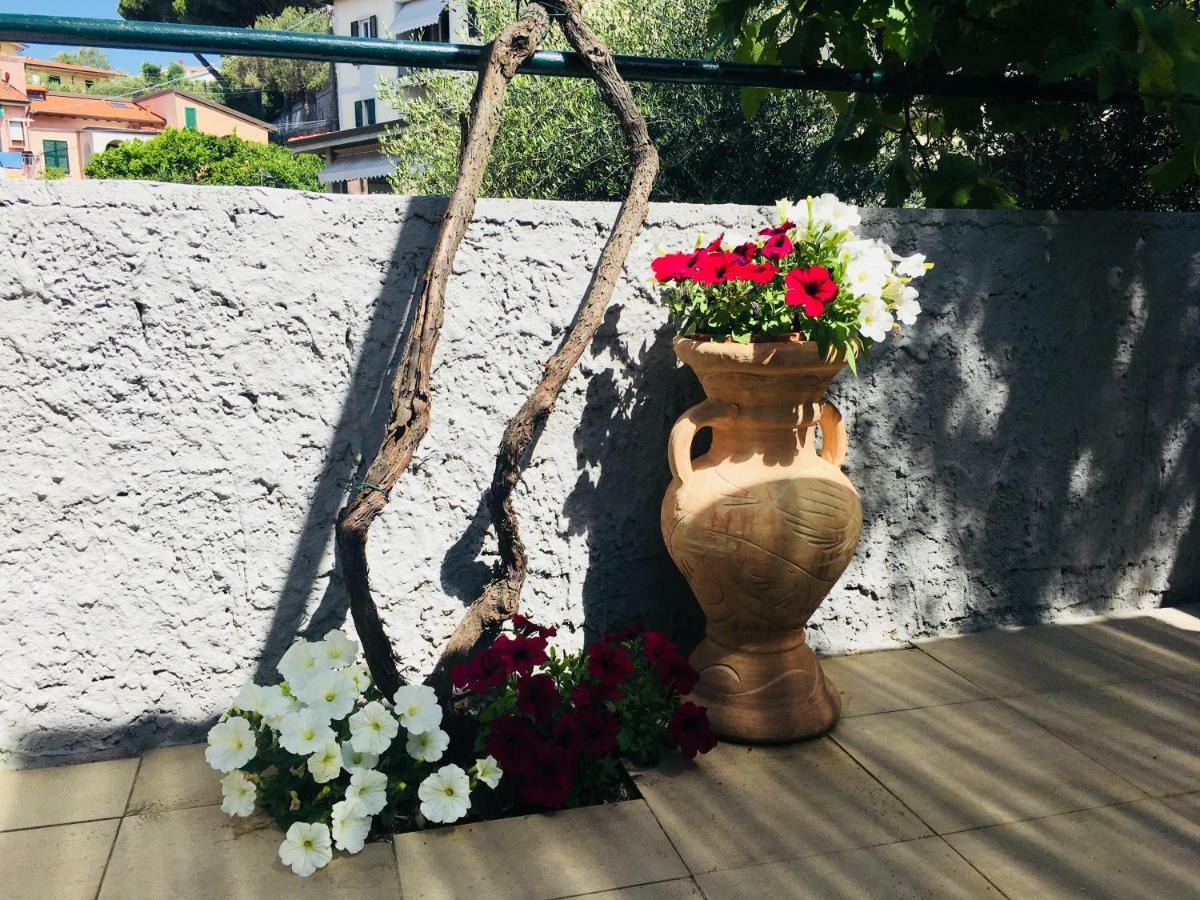 Hotel Il Giardino Segreto à Tellaro Extérieur photo